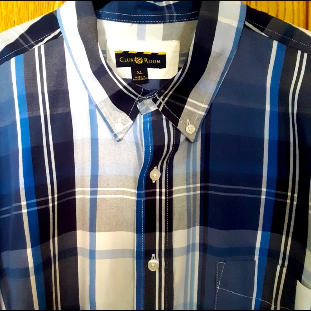 Club Room Blue & White Button Down Madras Shirt. Size XL.